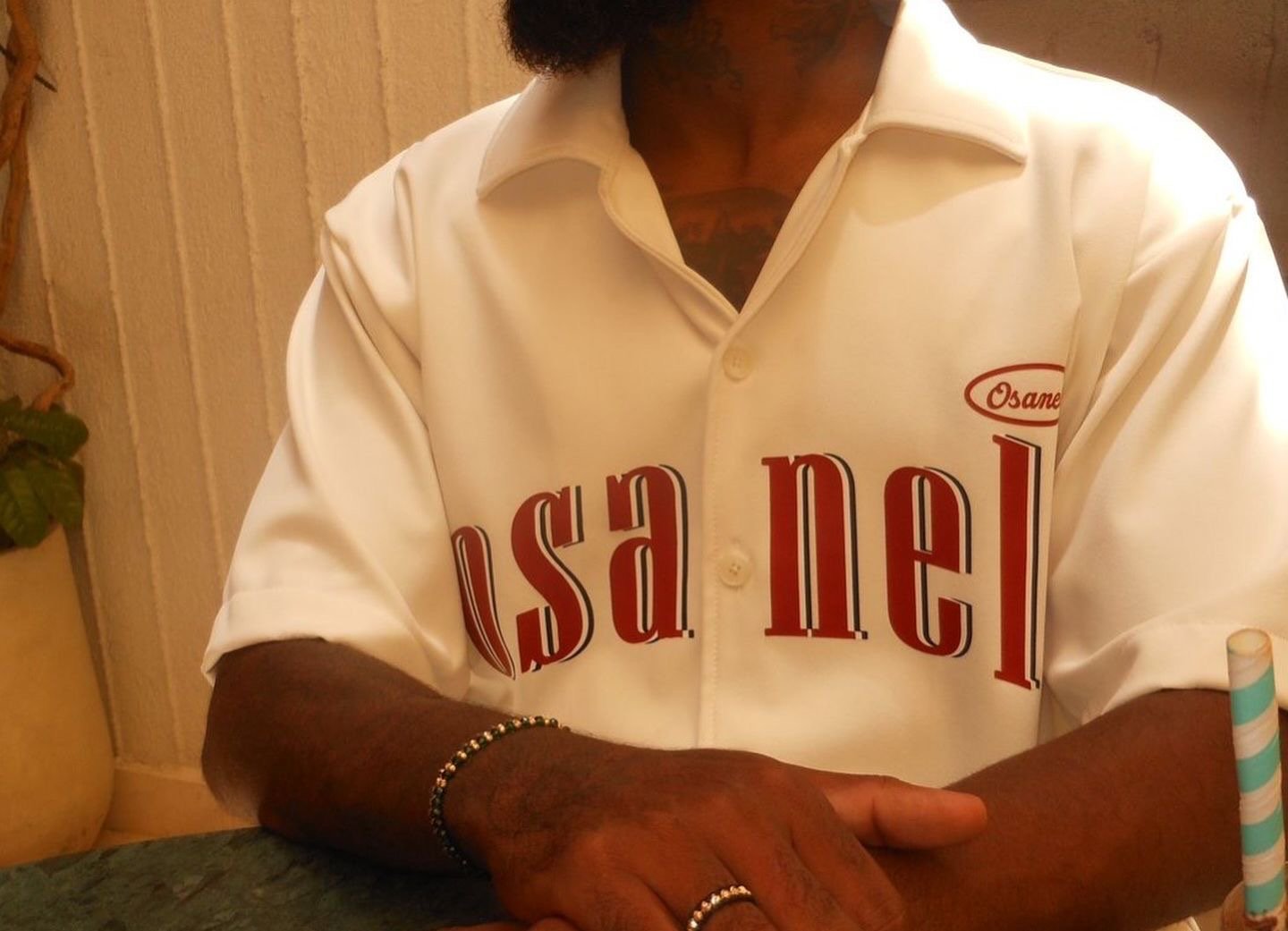 exclusive-statement-t-shirt